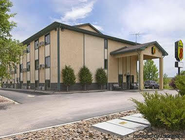 Super 8 By Wyndham Colorado Springs Peterson Space Force Cimarron Hills Exteriér fotografie